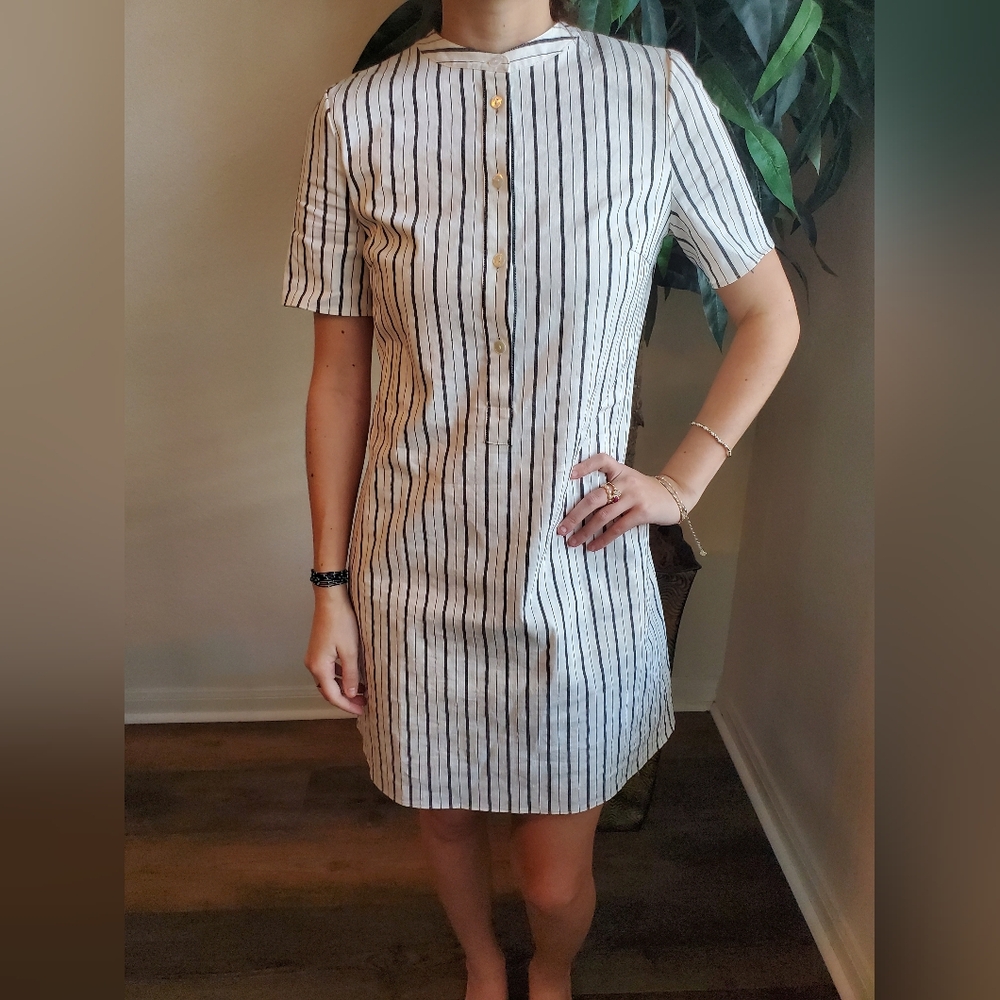 Theory Black & White Vertical-Strip Short-Sleeve Shift Dress